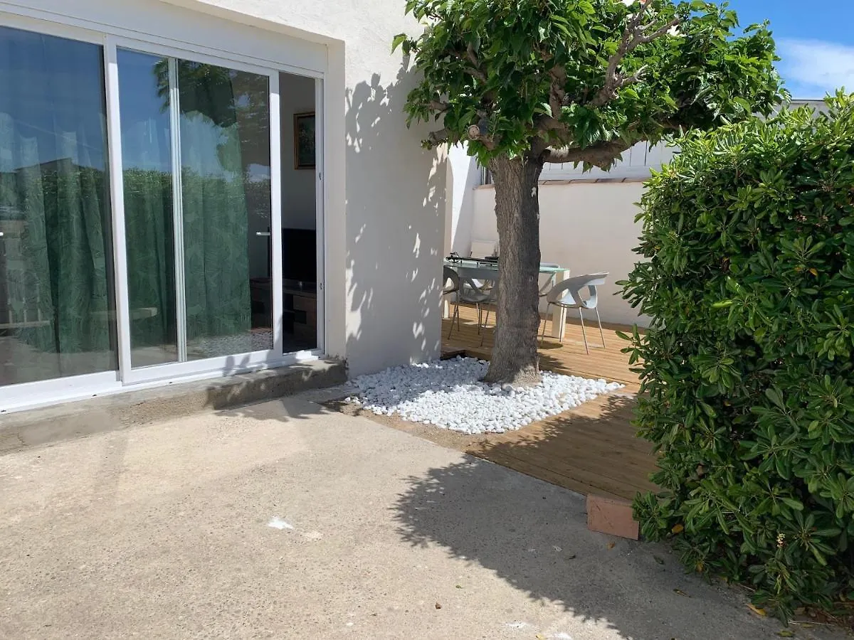 Logement A 2 Pas De La Plage Et Centre Village Saintes-Maries-de-la-Mer